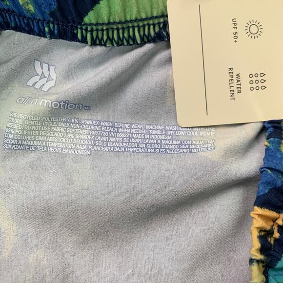 NWT New All In Motion Boys Small (6/7) Drawstring Waist Swim Shorts UPF 50+ - Picture 3 of 3